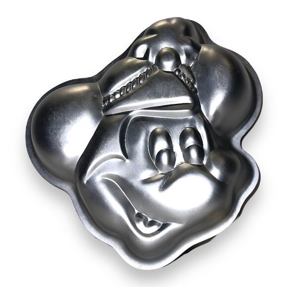 Vintage Wilton 1976 Mickey Mouse Metal Cake Pan Baking Mold 515-329 Walt Disney - Picture 1 of 3